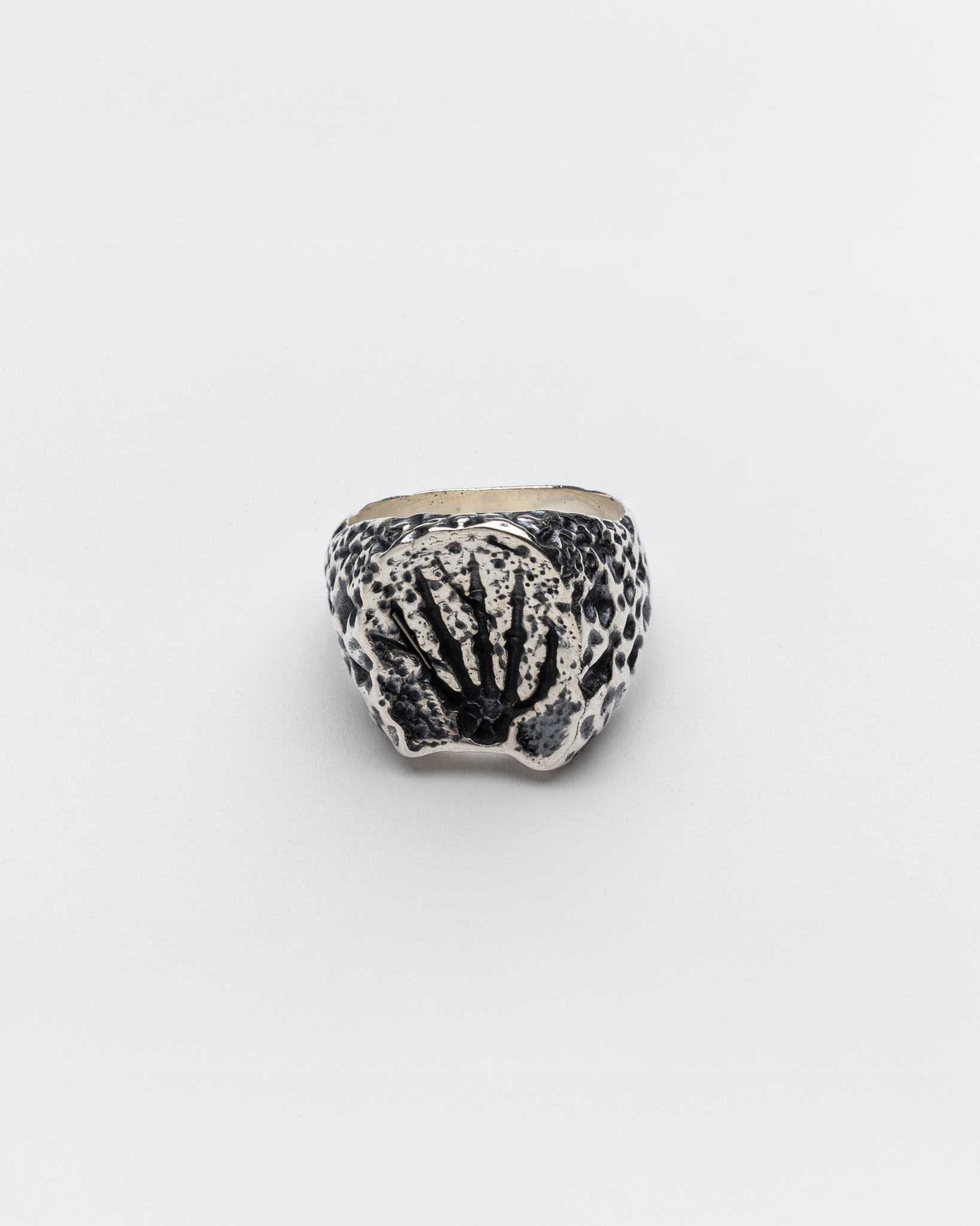 SKELETON HAND RING