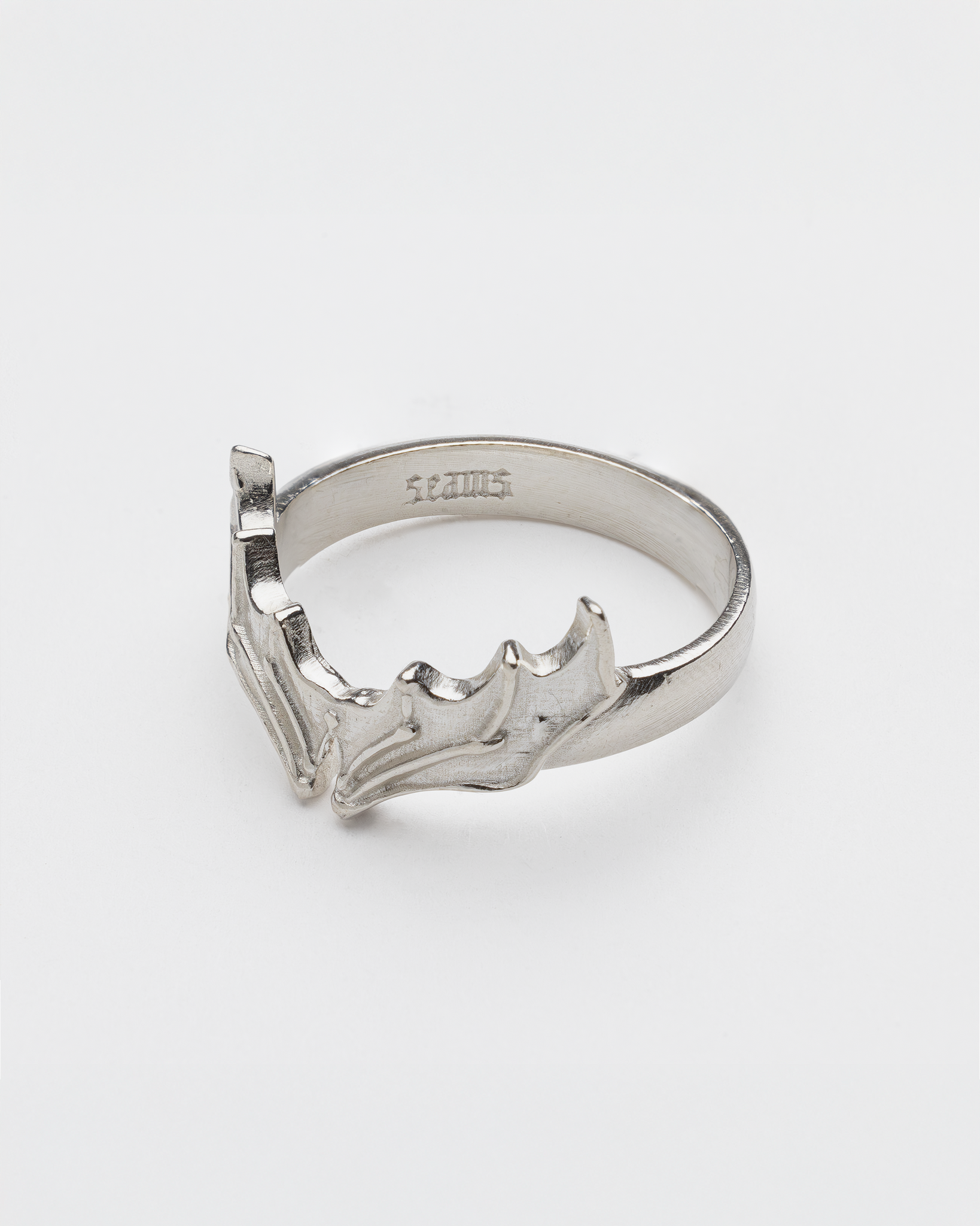 BAT WING RING