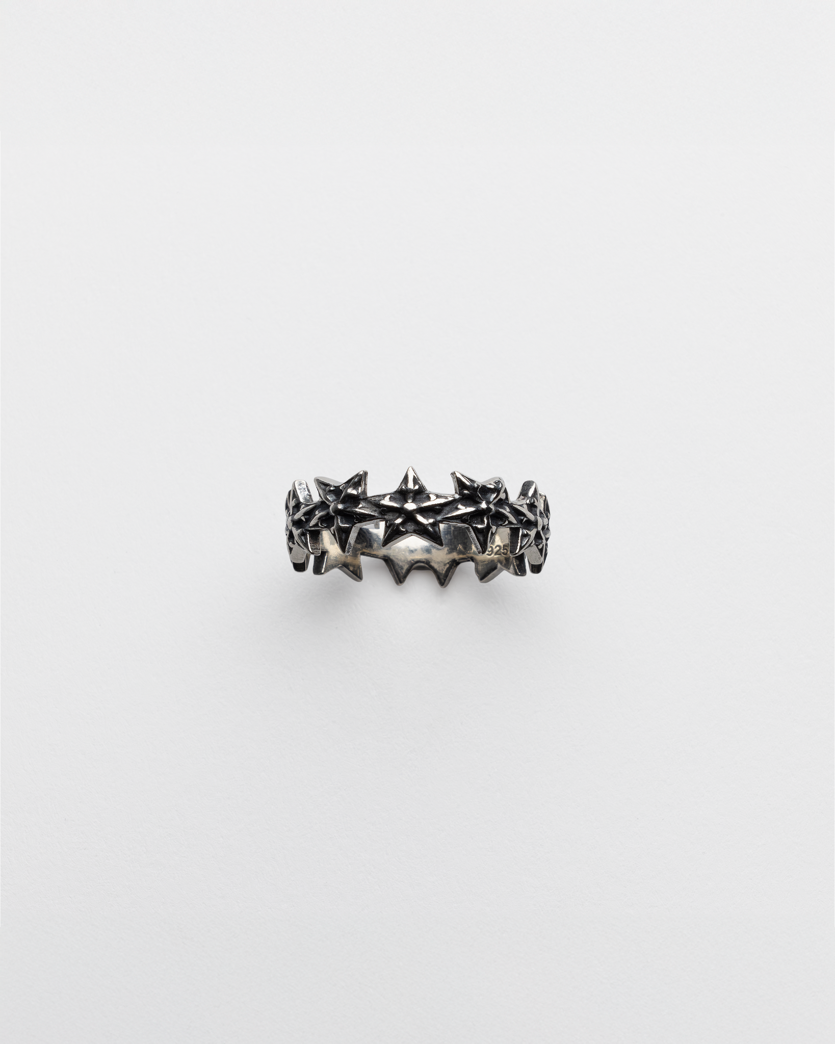 DETAILED STAR RING